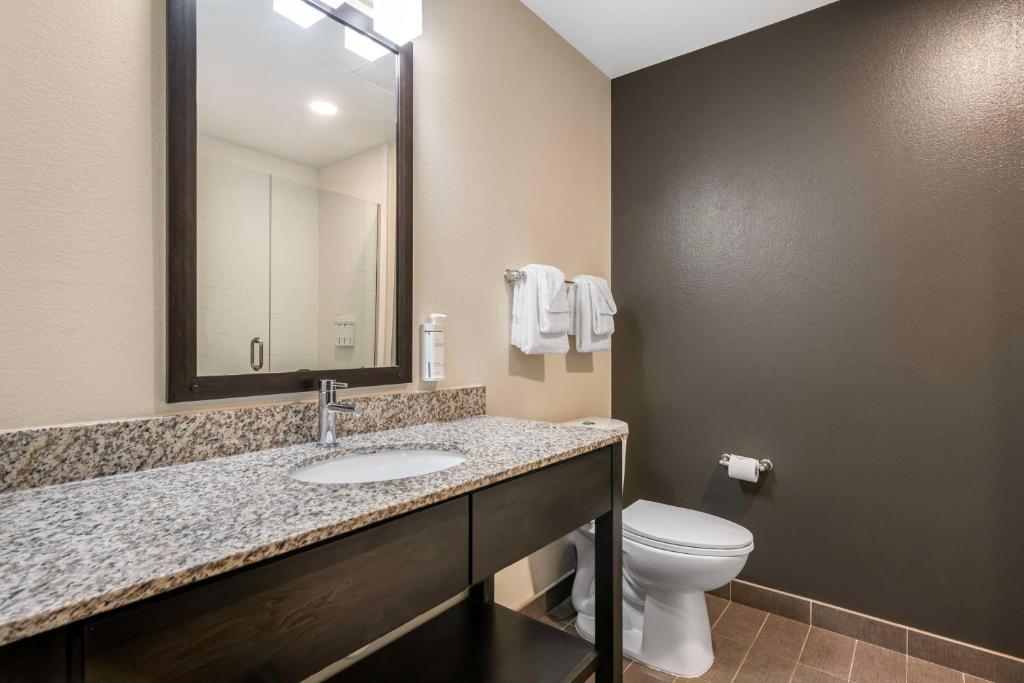 Lavabo Açıcı Kimyasalların Zararları ve Alternatifleri